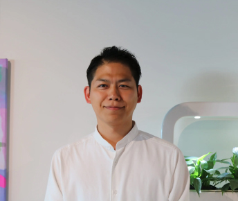 横山拓哉 プロフィール