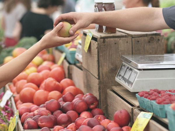 都市型マルシェ　農家が育てた新鮮野菜を買える都内のファーマーズマーケット10選