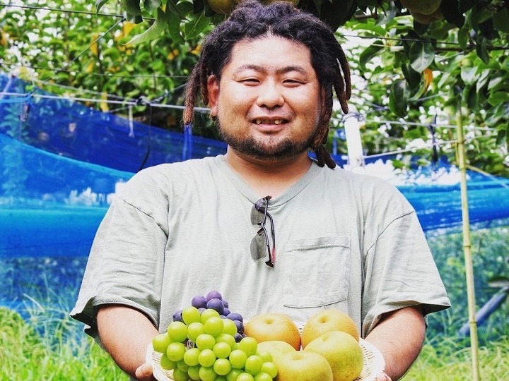 熊本で豪雨とコロナ禍に向き合う。ドレッドヘアでフルーツを作るレゲエ農家