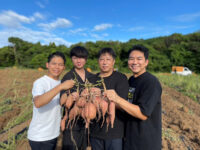 お土産に大人気のスイーツから限定味発売！　五島列島の安納芋農家が原料提供