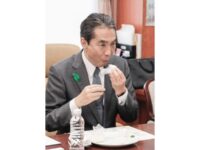 農相、２２～２４年産備蓄米食す 試食会開催「どれもうまい」