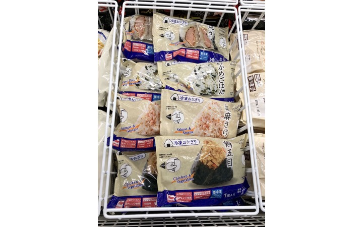 コメ高騰もおにぎりを安く販売 ローソン、冷凍で全国に コメ高騰もおにぎりを安く販売 ローソン、冷凍で全国に